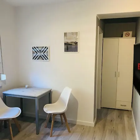 Zakatek Podolany Habitación en casa particular *