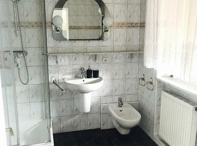 ホームステイ Zakatek Podolany