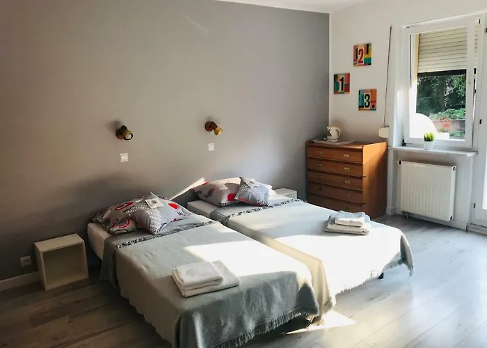 ホームステイ Zakatek Podolany ポズナン